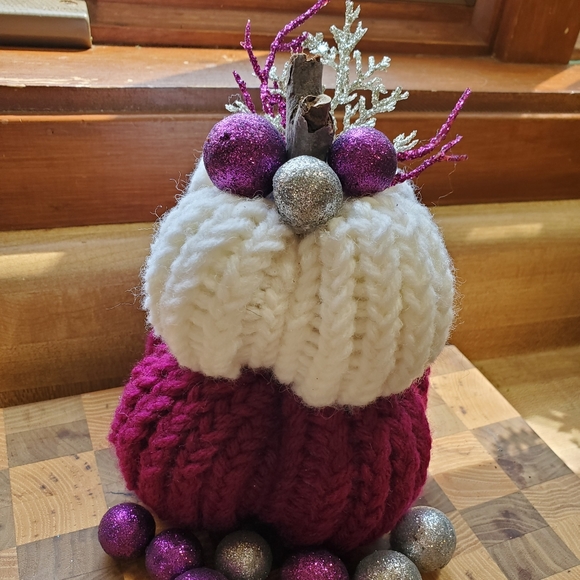 Holiday Decor - Picture 2 of 2